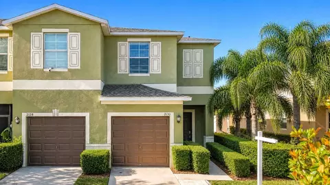 2130 Golden Falcon Dr, Ruskin, FL 33570