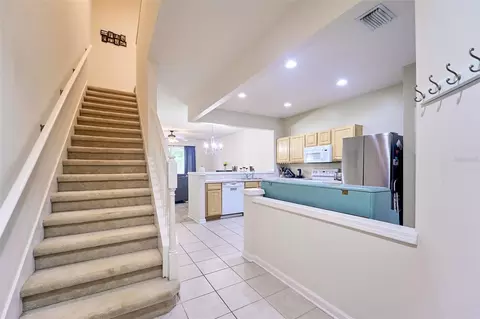 Entry Way - 5014 Pond Ridge Rd, Riverview, FL 33578 photo 2 of 5