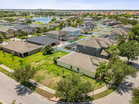 View/Area - 13181 Royal Pines Ave, Riverview, FL 33579 photo 4 of 8