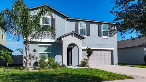 5519 Blue Azure Dr, Wimauma, FL 33598