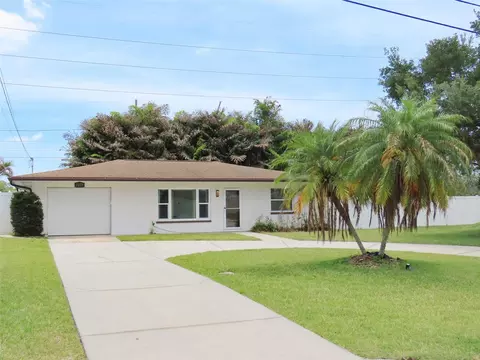 2277 S Lagoon Cir, Clearwater, FL 33765