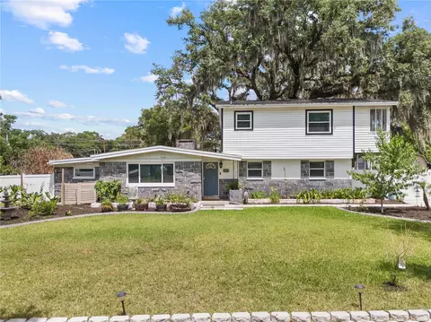 115 Ten Oak Pl, Valrico, FL 33594