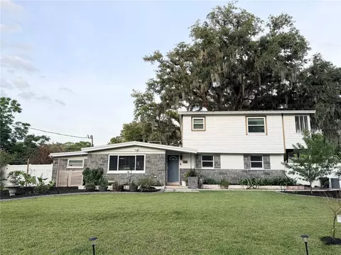 115 Ten Oak Pl, Valrico, FL 33594