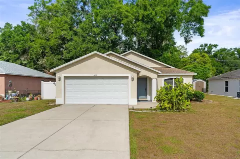 4631 Eagle Ranch Dr, Zephyrhills, FL 33542