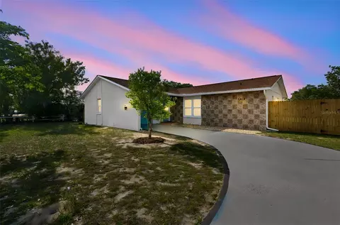 9015 Forest Oaks Blvd, Spring Hill, FL 34606