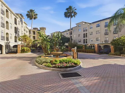 501 Knights Run Ave #1332, Tampa, FL 33602