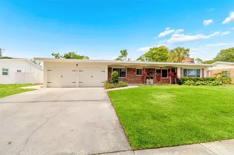 10916 Carrollwood Dr, Tampa, FL 33618