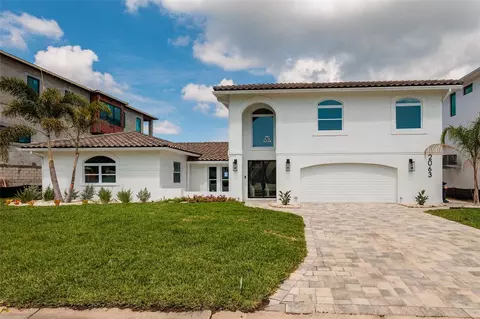 2063 Illinois Ave NE, Saint Petersburg, FL 33703