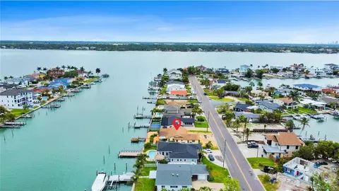 750 115th Ave, Treasure Island, FL 33706