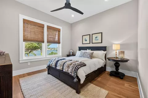 Bedroom - 413 Buttonwood Ln, Largo, FL 33770 photo 2 of 5