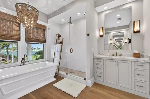Bath - 413 Buttonwood Ln, Largo, FL 33770 photo 1 of 8