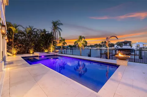 Exterior - 413 Buttonwood Ln, Largo, FL 33770 photo 7 of 8
