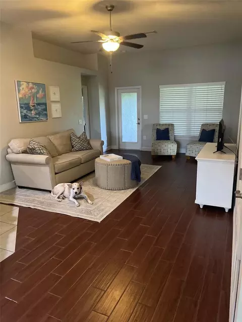 Living - 12244 Loopback Dr, San Antonio, FL 33576 photo 6 of 11