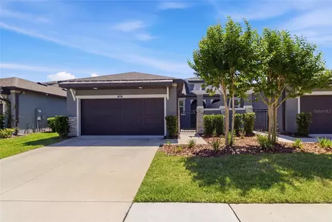 219 Villa Luna Ln, Lutz, FL 33549