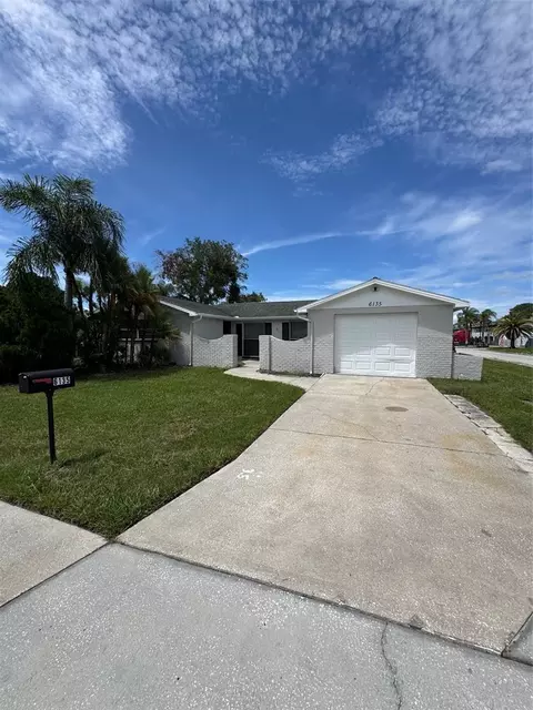 6135 Seabreeze Dr, Port Richey, FL 34668