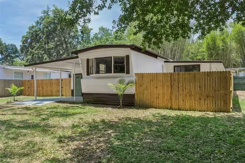 4251 Seaberg Rd, Zephyrhills, FL 33541