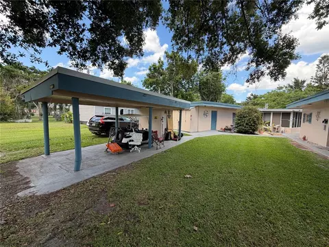 Exterior - 3112 SE 29th Ter, Okeechobee, FL 34974 photo 6 of 12