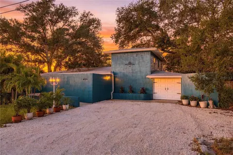 4720 Welch Cswy, Saint Petersburg, FL 33708