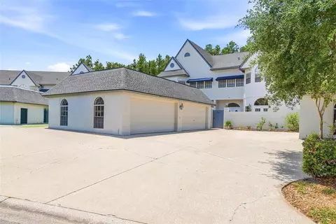 18740 Wimbledon Cir, Lutz, FL 33558