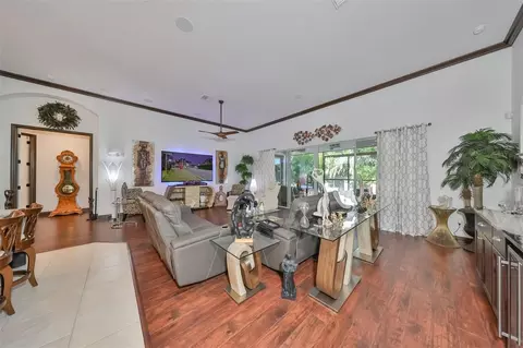 Living - 6646 Park Strand Dr, Apollo Beach, FL 33572 photo 4 of 8