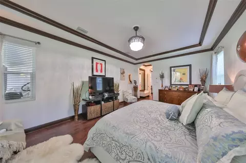 Bedroom - 6646 Park Strand Dr, Apollo Beach, FL 33572 photo 3 of 10