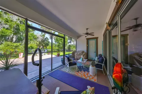 Exterior - 6646 Park Strand Dr, Apollo Beach, FL 33572 photo 5 of 10