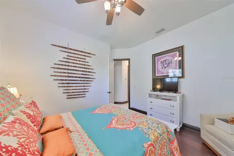 Bedroom - 6646 Park Strand Dr, Apollo Beach, FL 33572 photo 6 of 10
