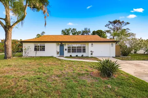 3705 Grayton Dr, New Port Richey, FL 34652