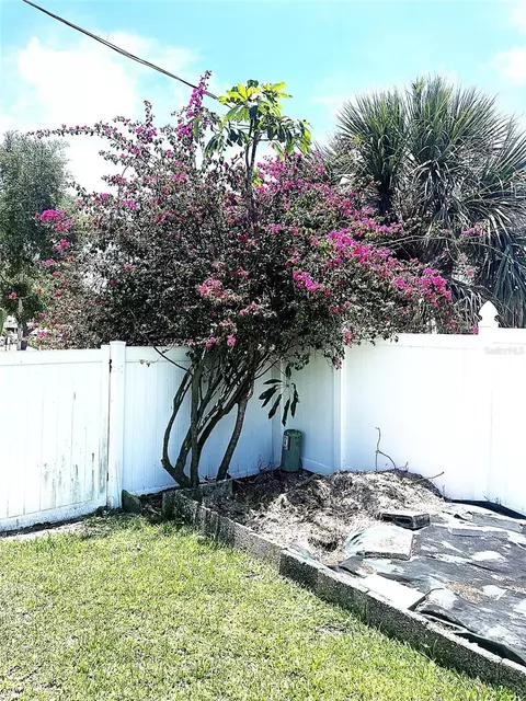 Exterior - 14482 110th Ter, Largo, FL 33774 photo 9 of 9