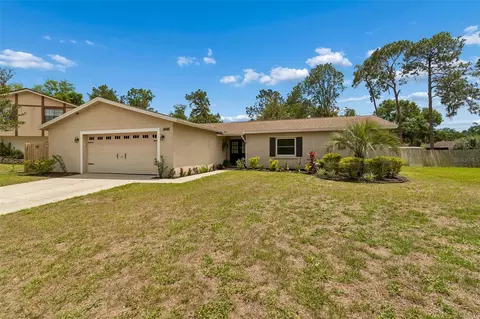 1005 Highgrove Ct, Valrico, FL 33596