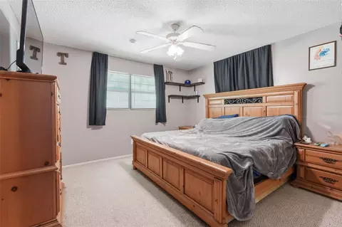 Bedroom - 3607 Cr 656, Webster, FL 33597 photo 1 of 4