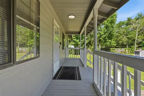 Exterior - 3607 Cr 656, Webster, FL 33597 photo 2 of 7