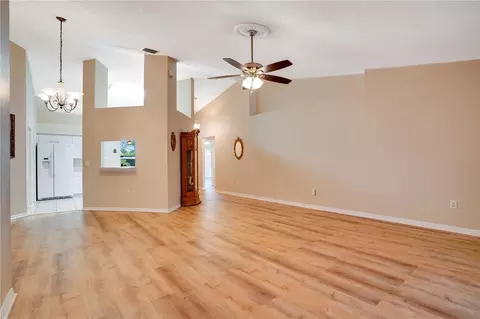 Living - 13109 Dobree Pl #29, Riverview, FL 33579 photo 2 of 6