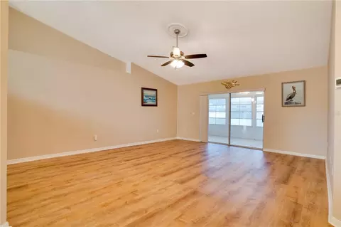 Living - 13109 Dobree Pl #29, Riverview, FL 33579 photo 4 of 6