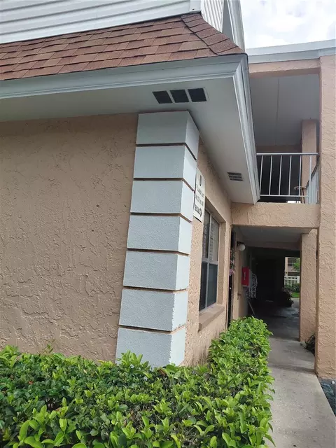 4725 Joseph Ct #229, Tampa, FL 33614