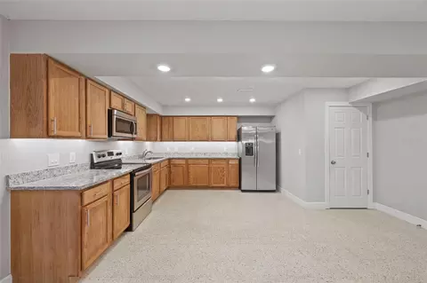 Kitchen - 409 Debra Dr, Brandon, FL 33510 photo 2 of 4