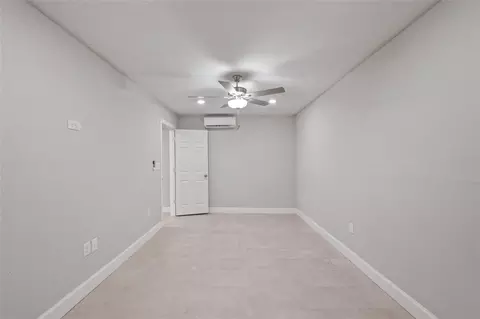 Bedroom - 409 Debra Dr, Brandon, FL 33510 photo 6 of 7