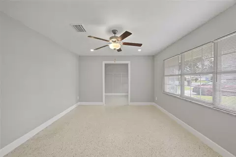Living - 409 Debra Dr, Brandon, FL 33510 photo 4 of 5