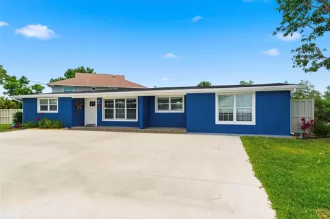 3325 W Shell Point Rd, Ruskin, FL 33570