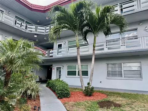 5660 80th St N #C101, Saint Petersburg, FL 33709
