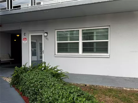 5660 80th St N #C101, Saint Petersburg, FL 33709
