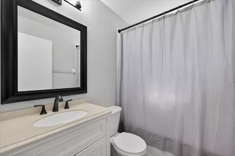 Bath - 12015 Cedarfield Dr, Riverview, FL 33579 photo 2 of 4