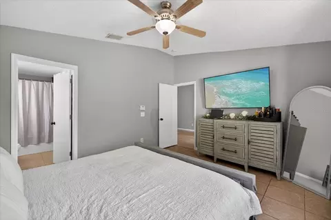 Bedroom - 12015 Cedarfield Dr, Riverview, FL 33579 photo 9 of 9