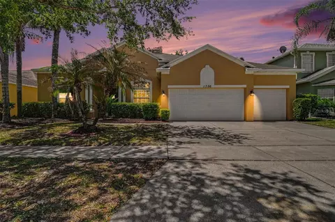 1756 Crown Hill Blvd, Orlando, FL 32828