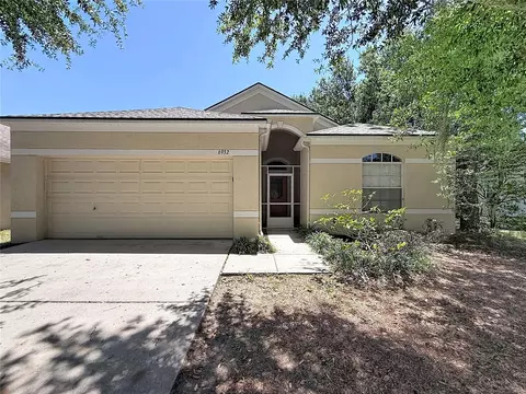 6932 Monarch Park Dr, Apollo Beach, FL 33572