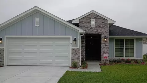 203 SW Silver Palm Dr, Lake City, FL 32024