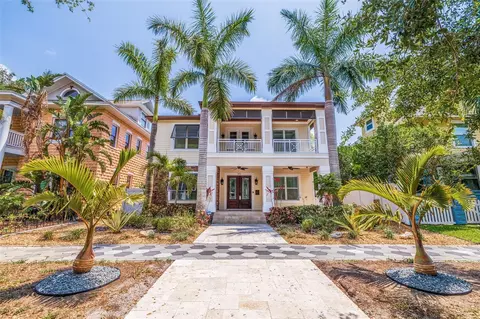 310 8th Ave N, Saint Petersburg, FL 33701