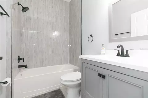 Bath - 11334 Bridge Pine Dr, Riverview, FL 33569 photo 5 of 6