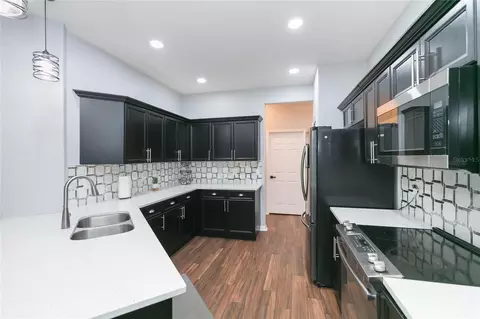Kitchen - 11334 Bridge Pine Dr, Riverview, FL 33569 photo 1 of 6