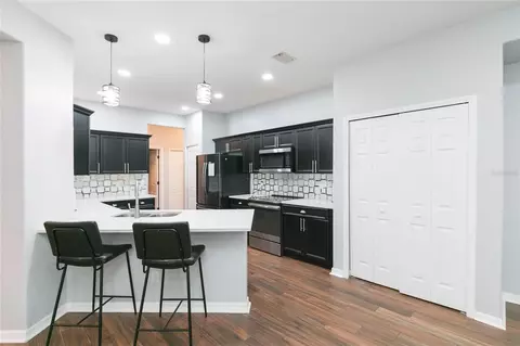 Kitchen - 11334 Bridge Pine Dr, Riverview, FL 33569 photo 6 of 6